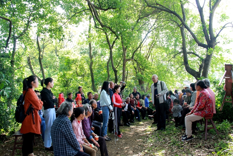 仁义镇邝庸村民歌会.JPG
